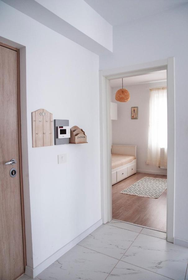 Elis Apartment By Oasis Homes Oradea Extérieur photo