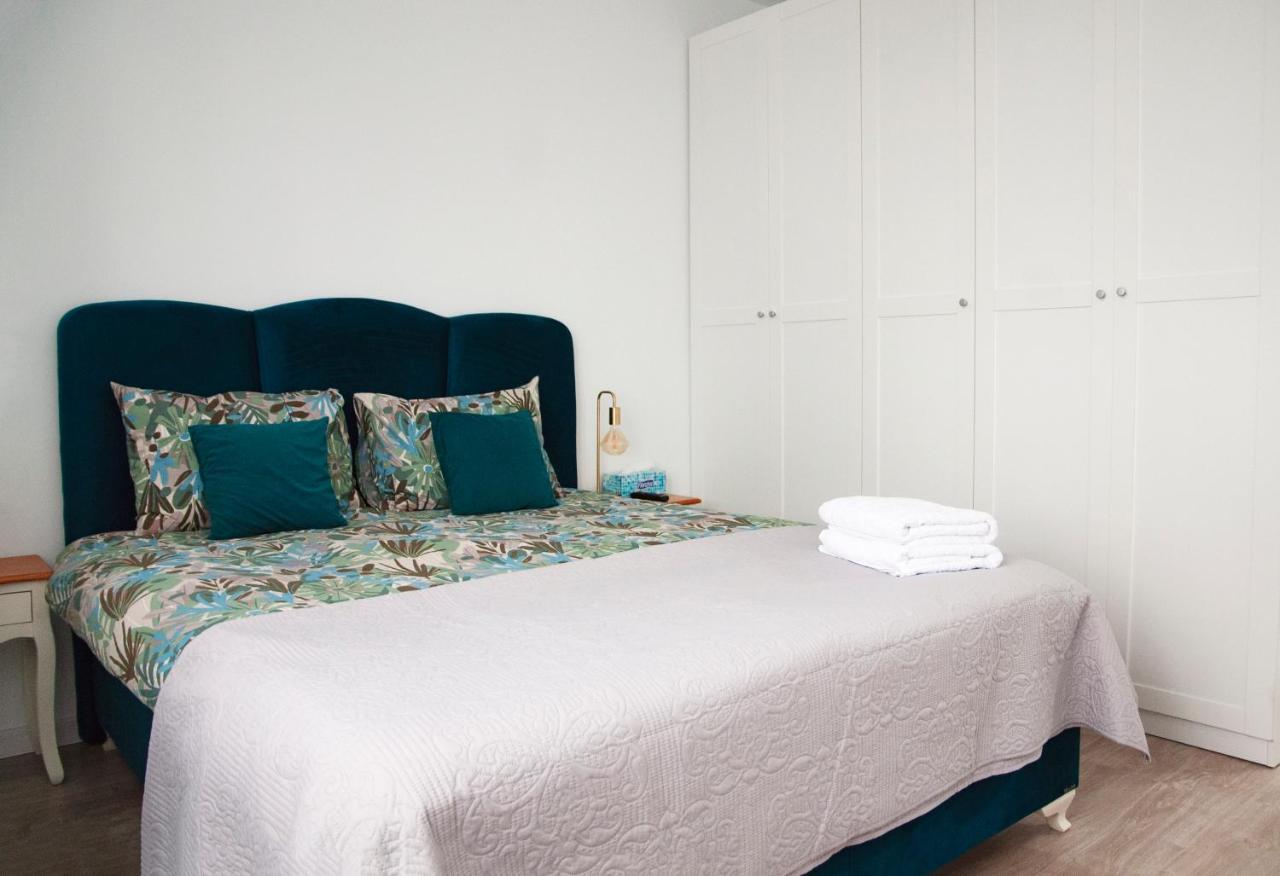 Elis Apartment By Oasis Homes Oradea Extérieur photo